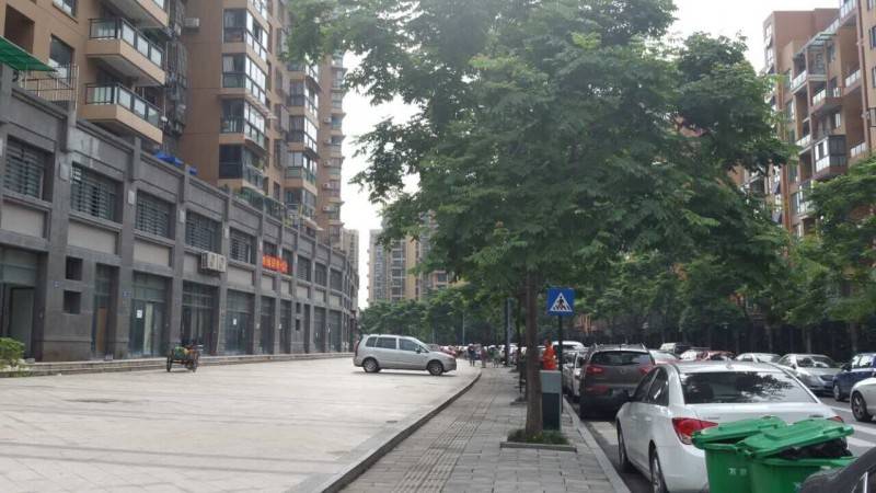 方家花苑底商招商出租实景图